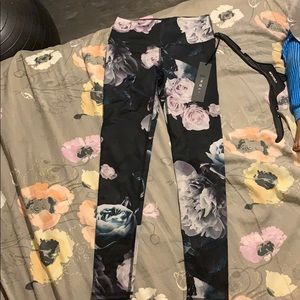 Never worn yoga pants